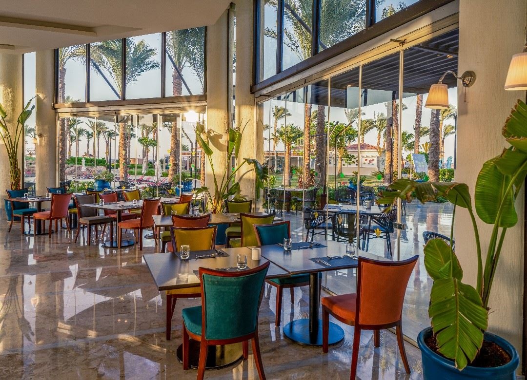 restaurants-the-palm-main-restaurant