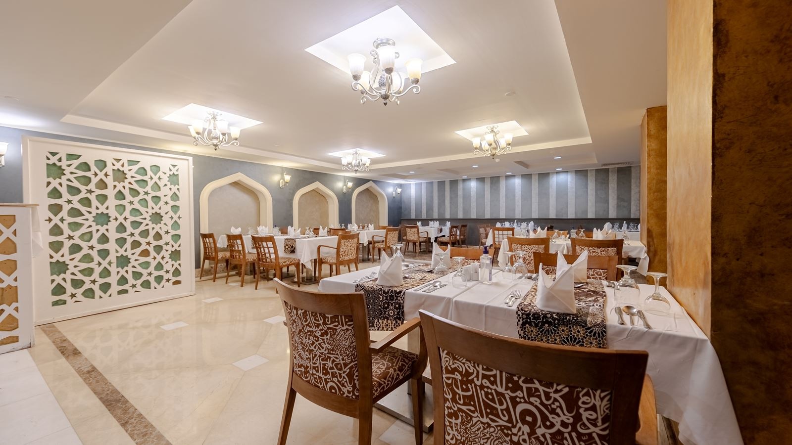 restaurants-andalucia-oriental-restaurant