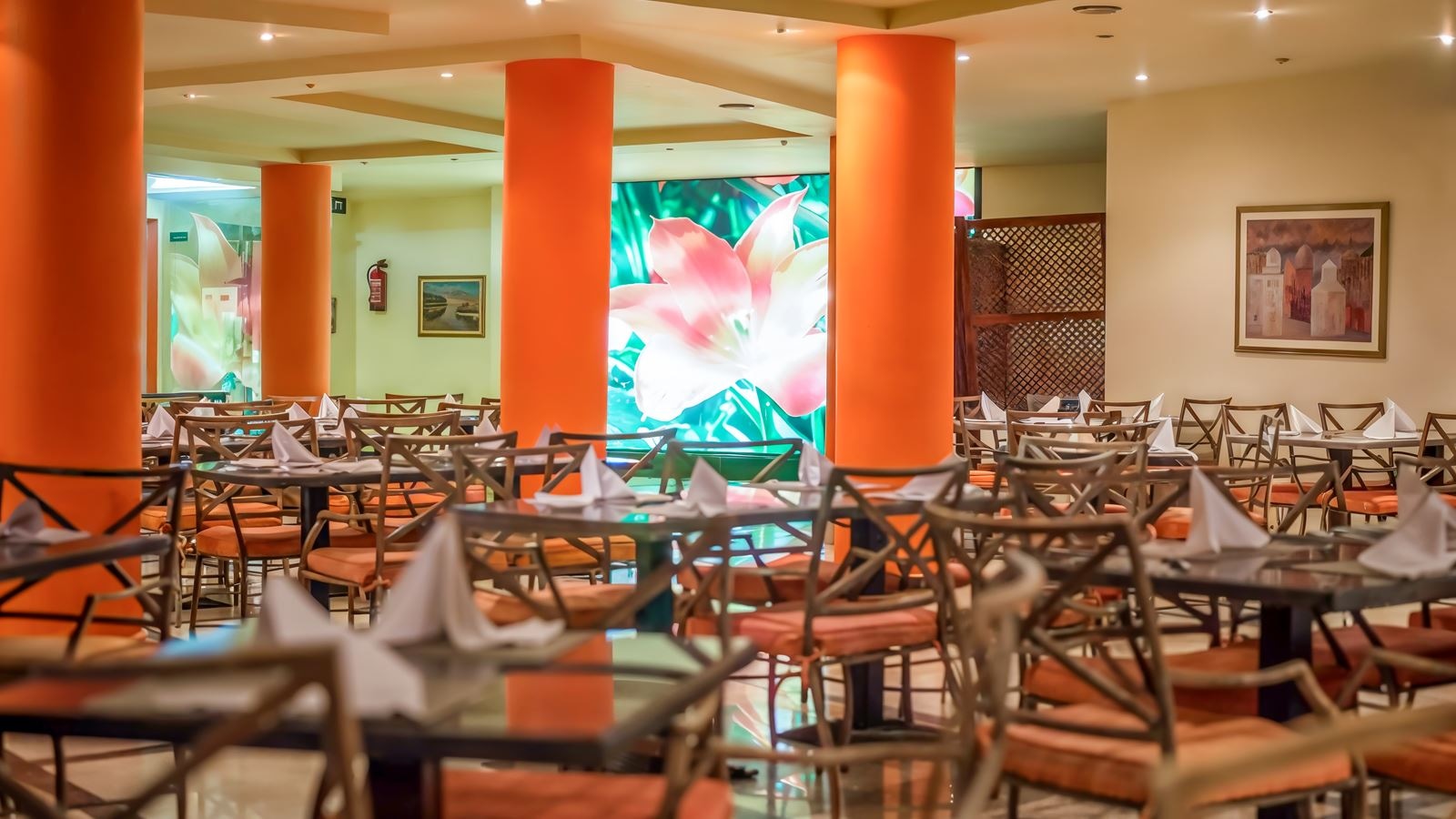 restaurants-hill-view