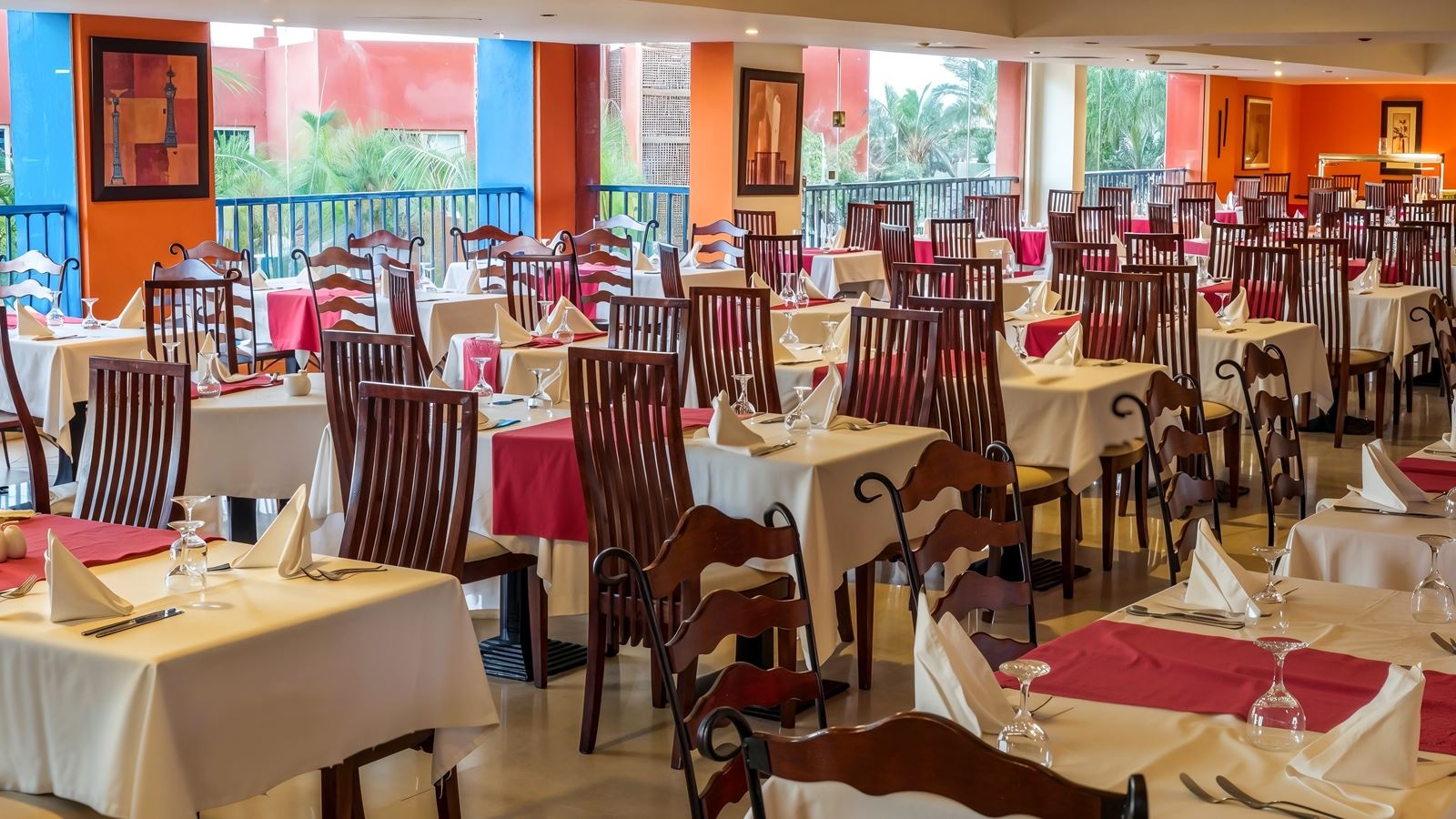 restaurants-hill-view