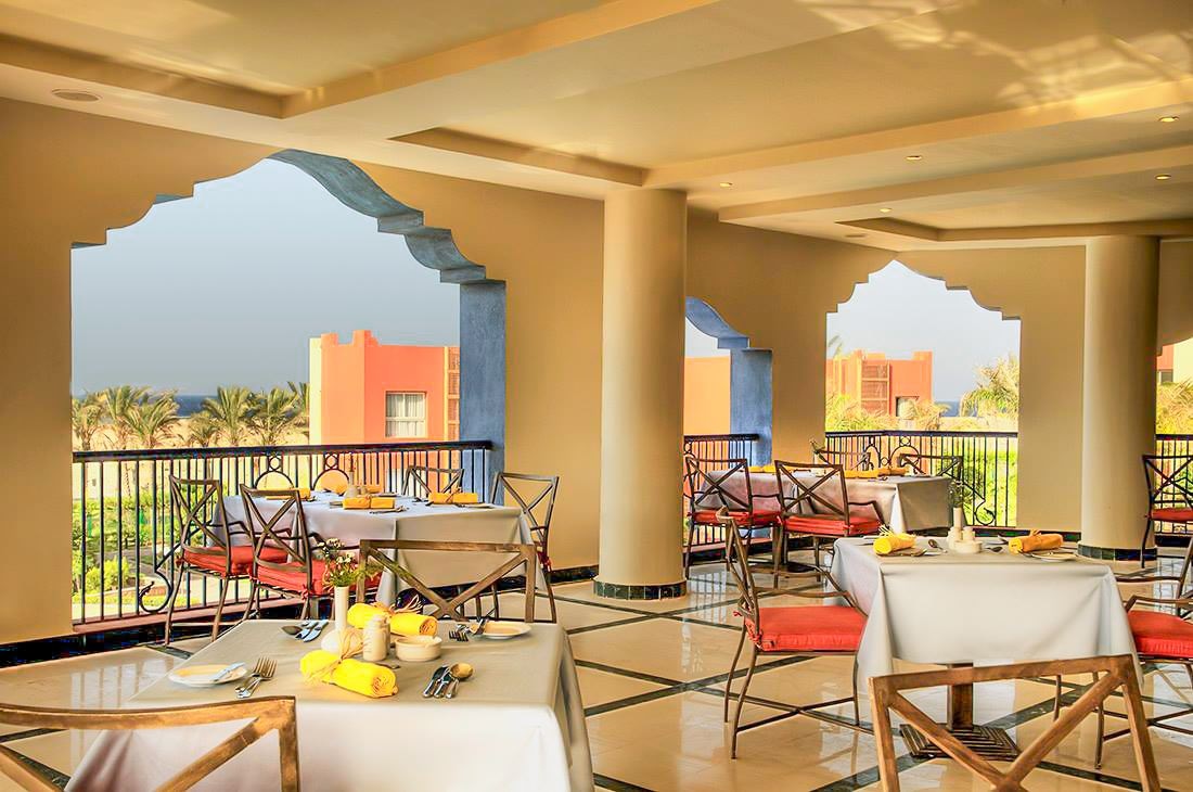 restaurants-hill-view