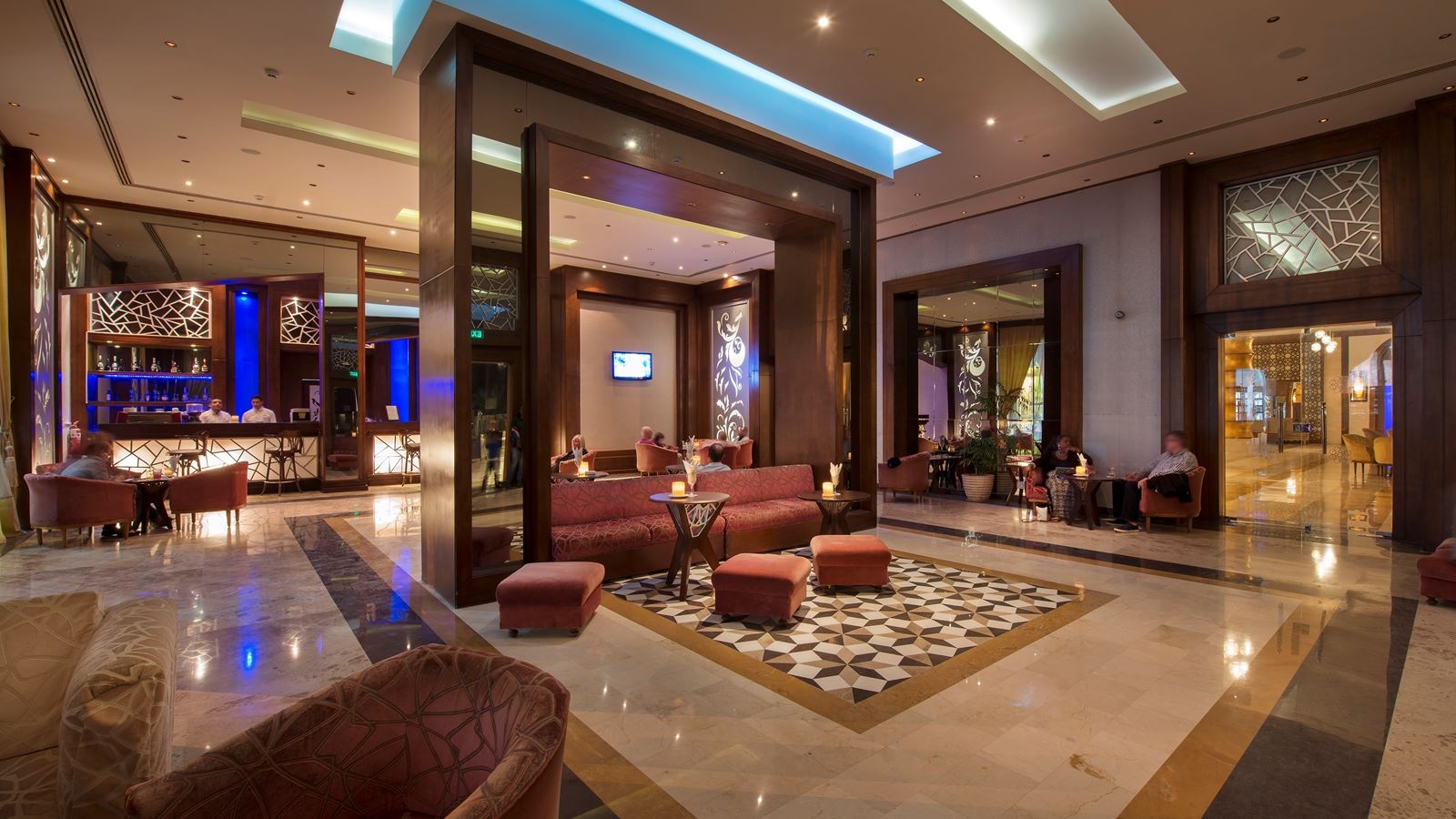 bars-churchill-lobby-bar