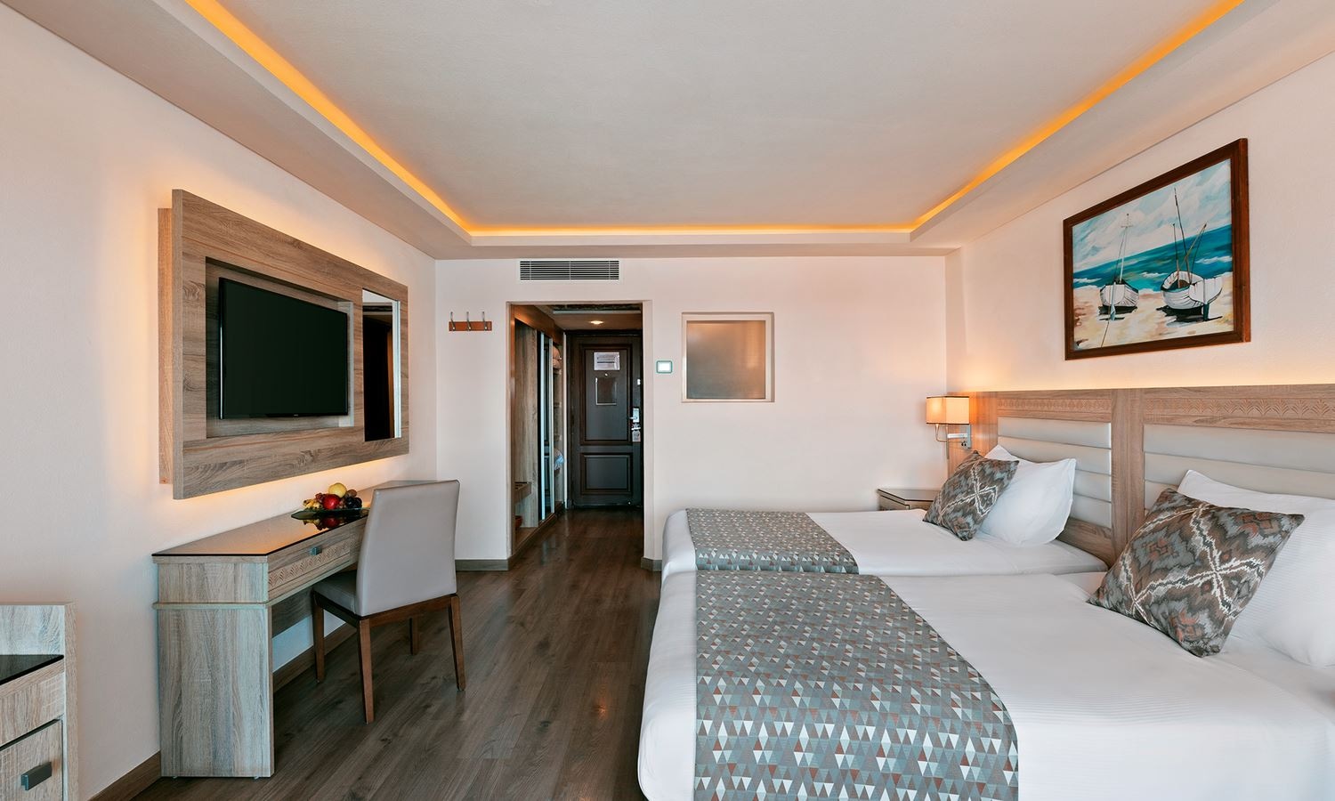 rooms-marina-standard-room