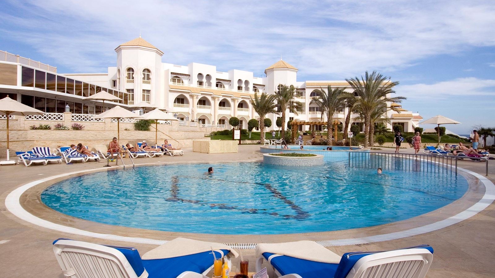 pools-outdoor-childrens-pool