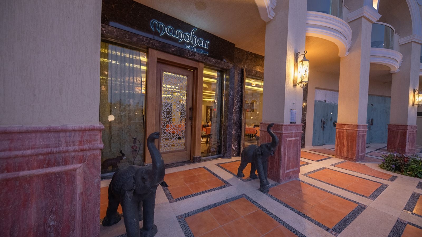 restaurants-manohar-indian