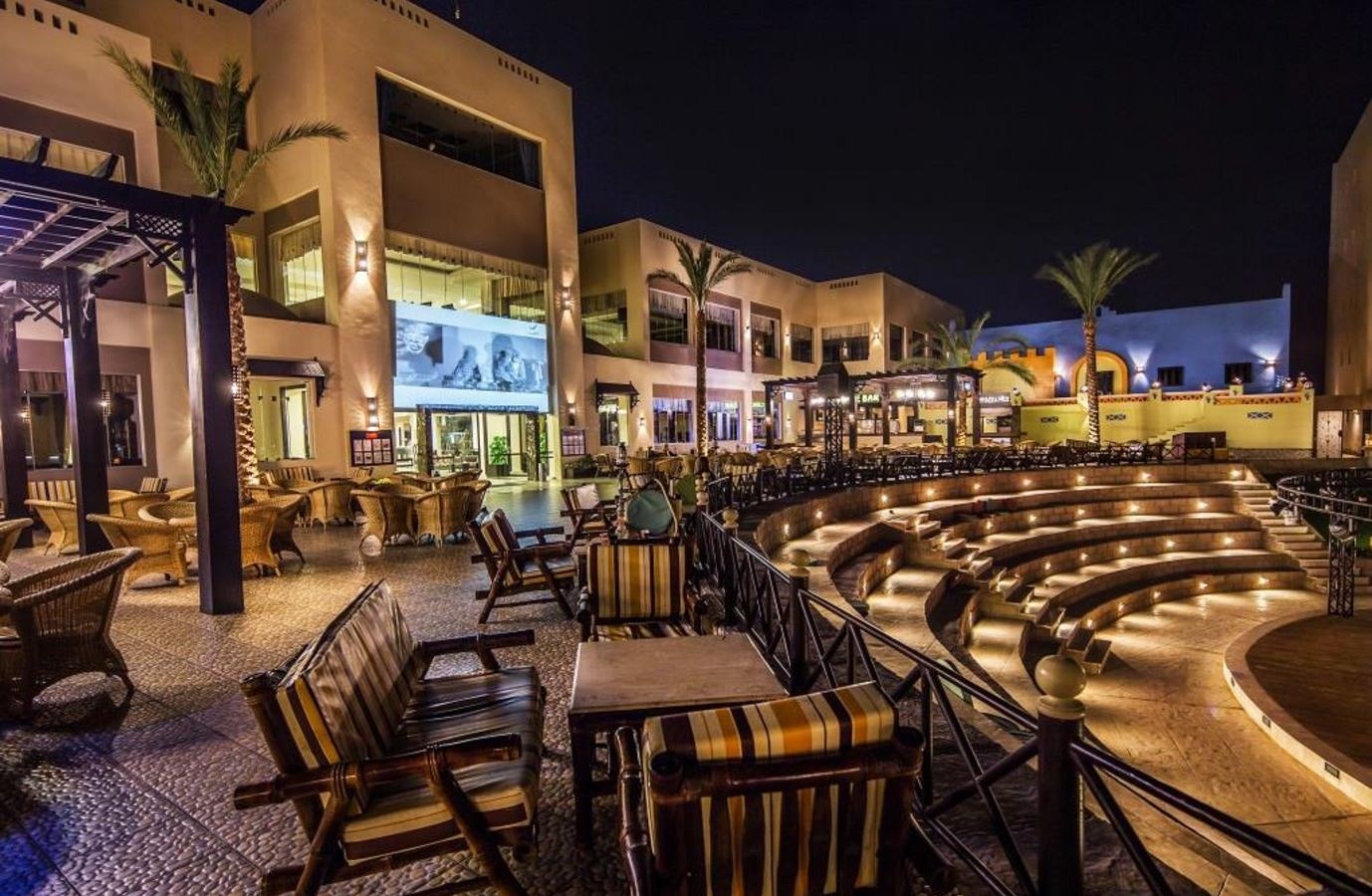 restaurants-terrace-bar