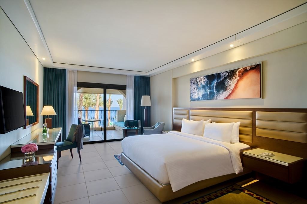 rooms-sea-front-room