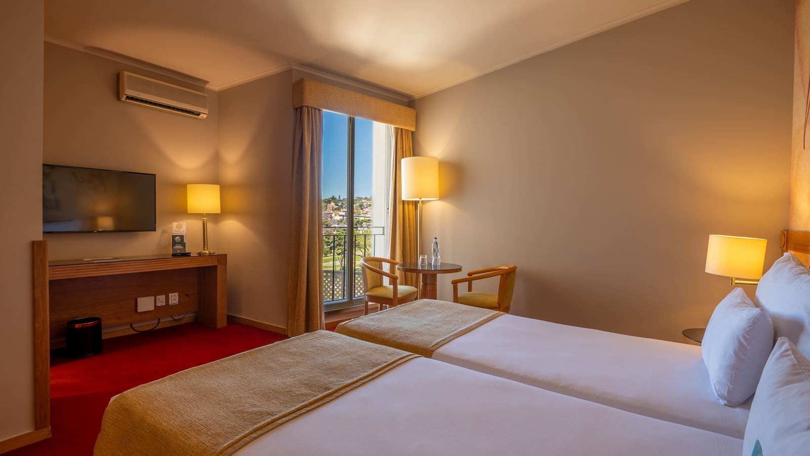 rooms-db--double-standard