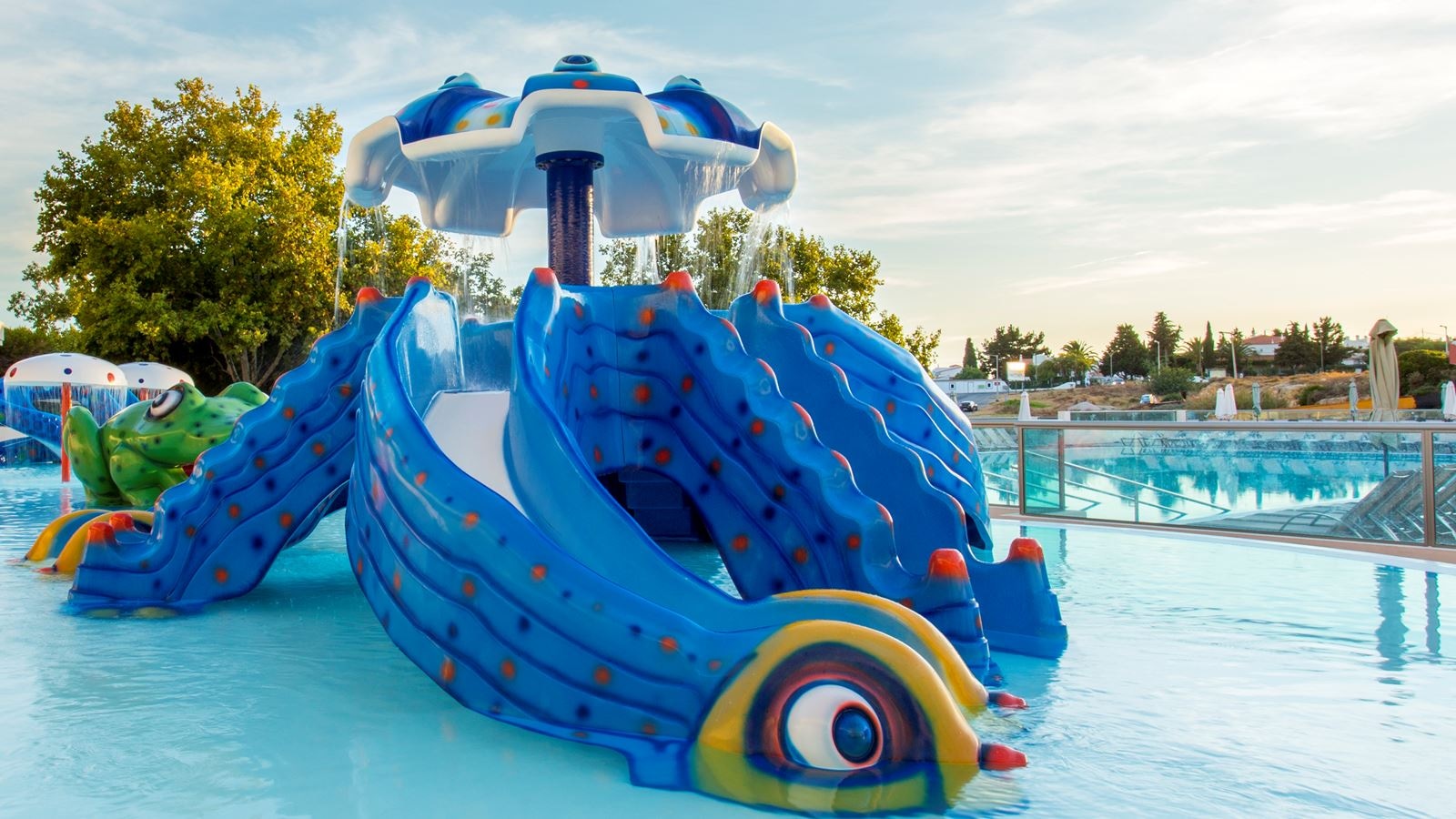 pools-outdoor-childrens-pool