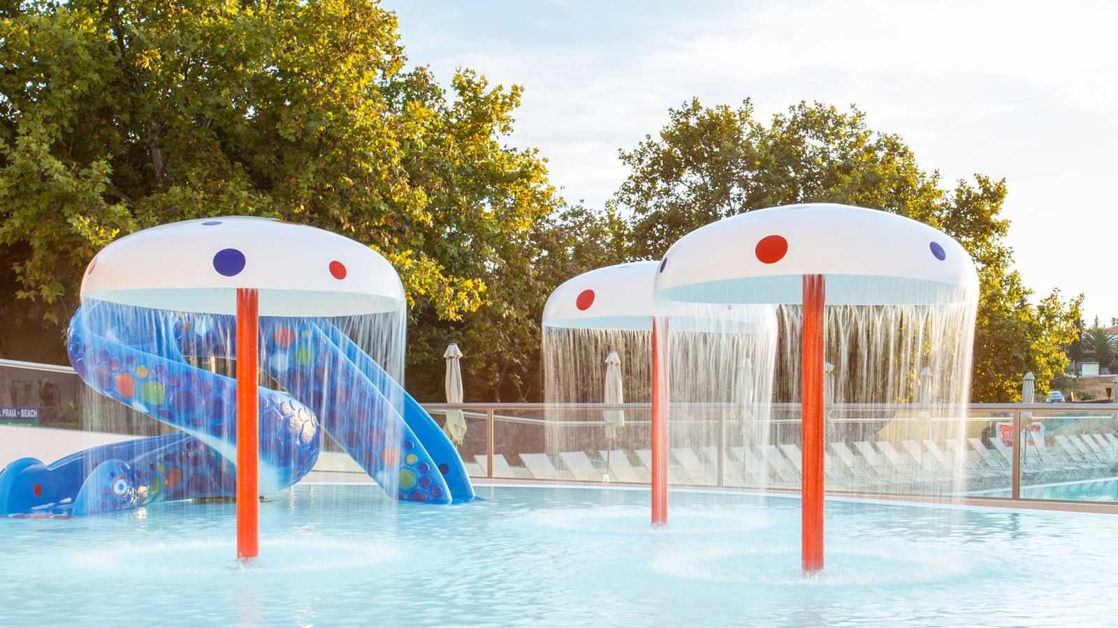 pools-outdoor-childrens-pool