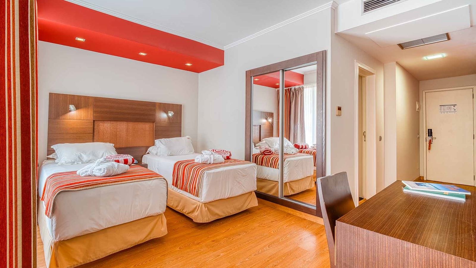 rooms-superior-mountain-view