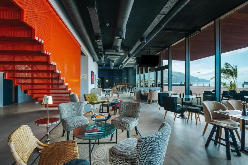 restaurants-cr7-corner-funchal