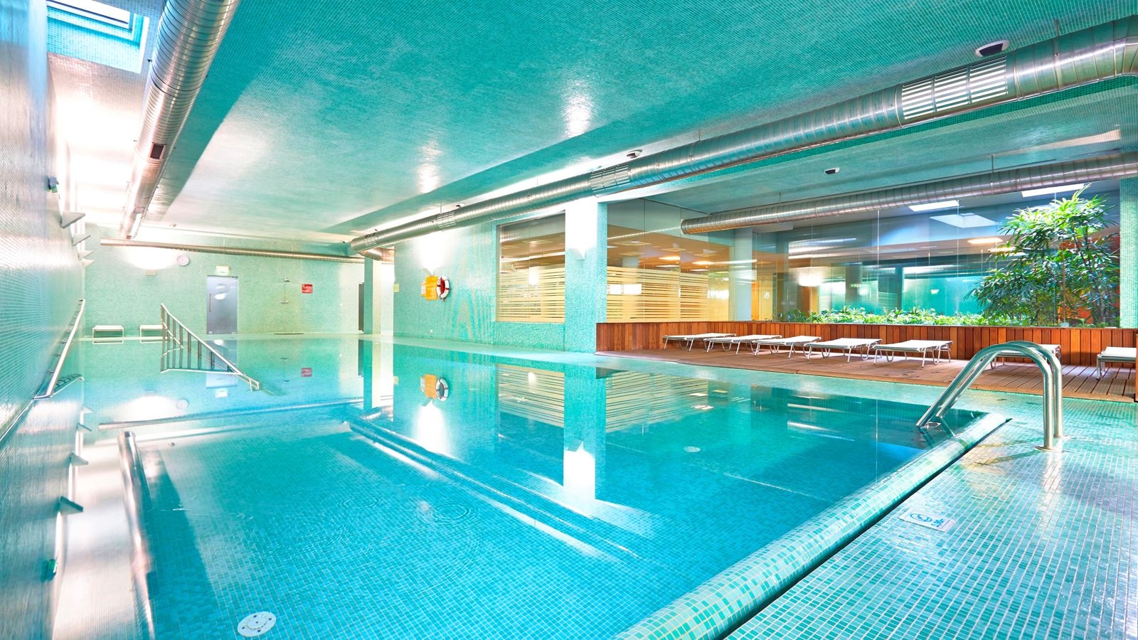 pools-indoor-pool