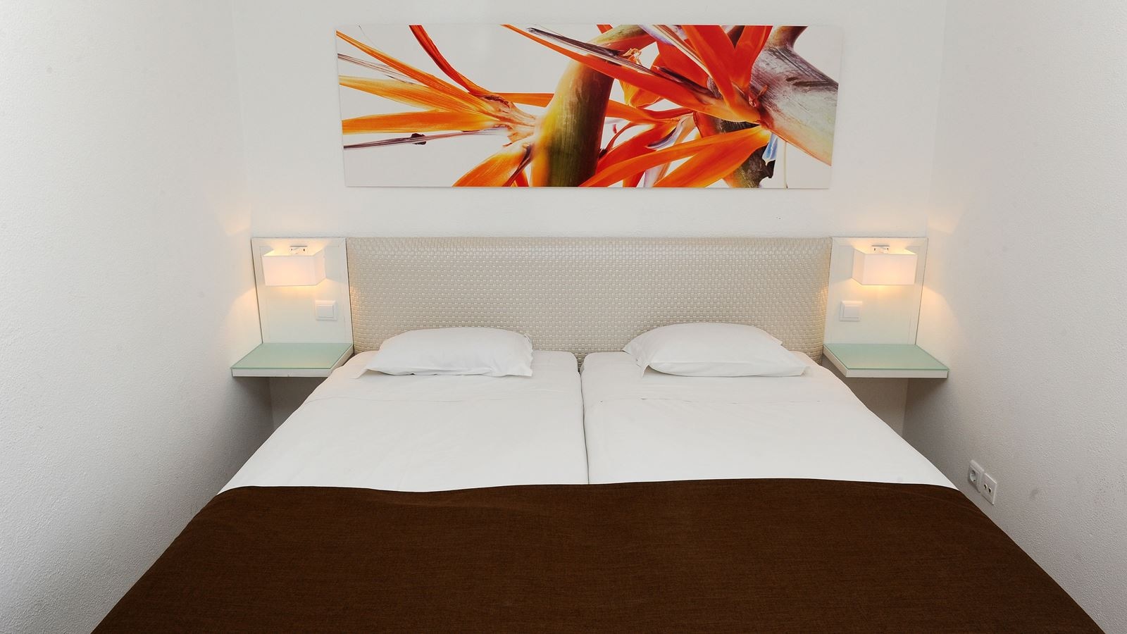 rooms-standard-double-room