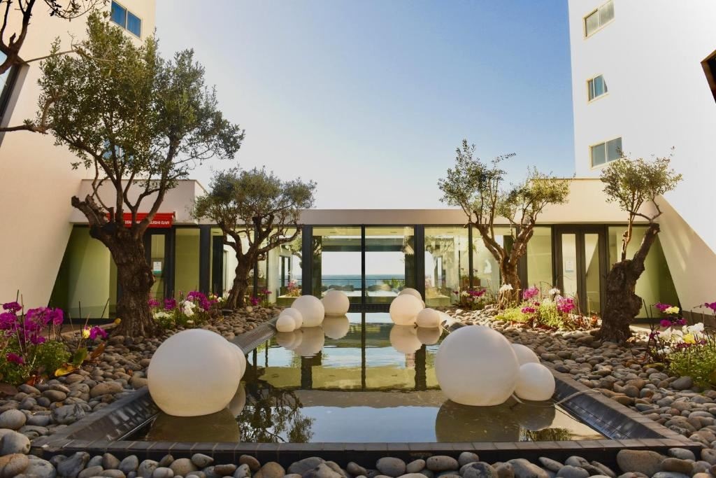 general-main-building