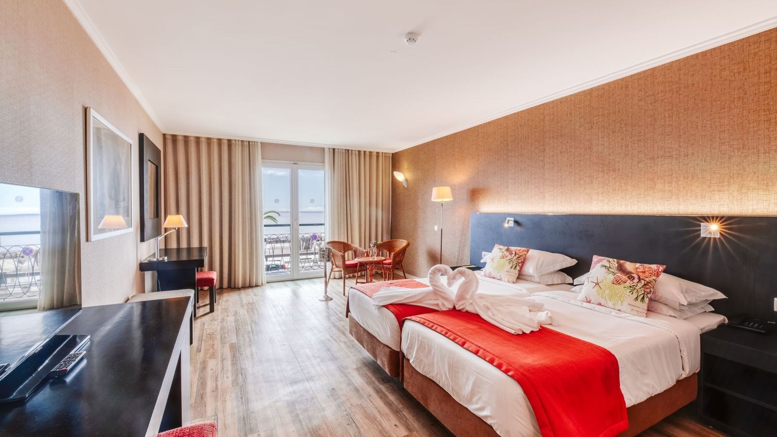 rooms-standard-double-sea-view-room-with-balcony