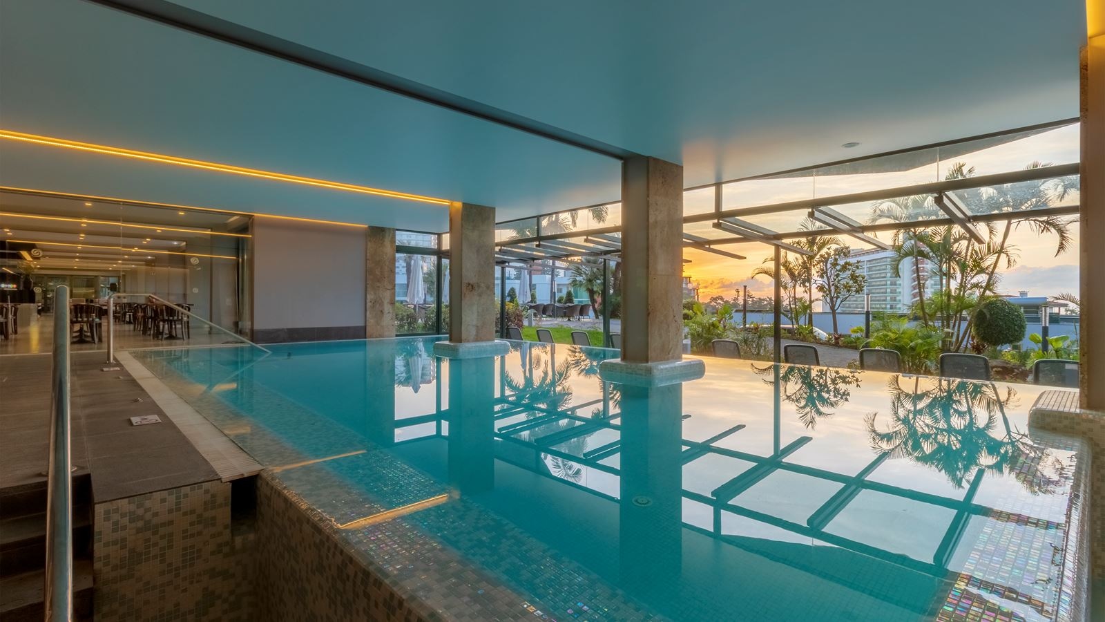 pools-indoor-pool