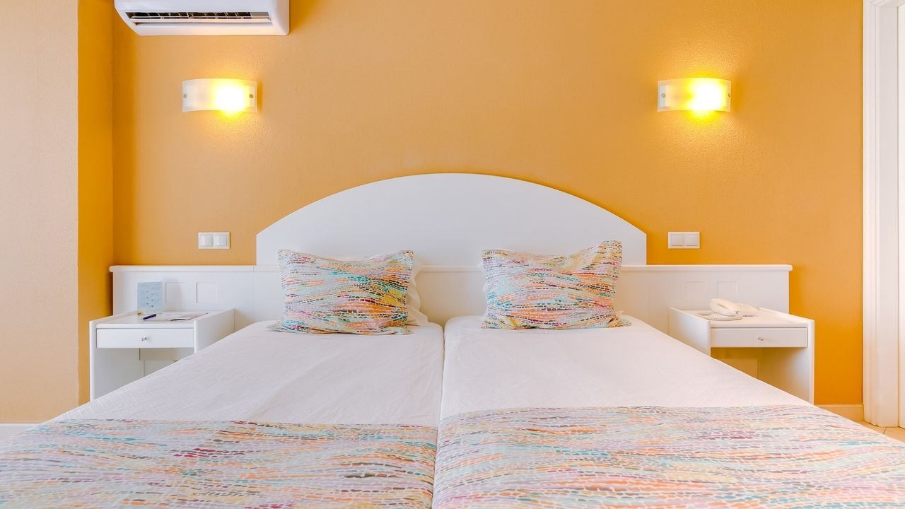 rooms-db-double-room-standard