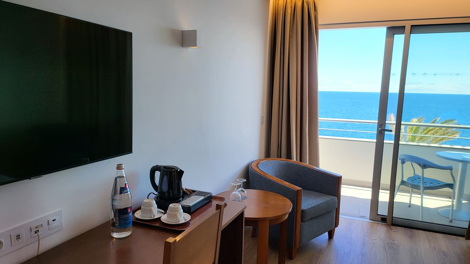 rooms-sv-twin-superior-sea-view
