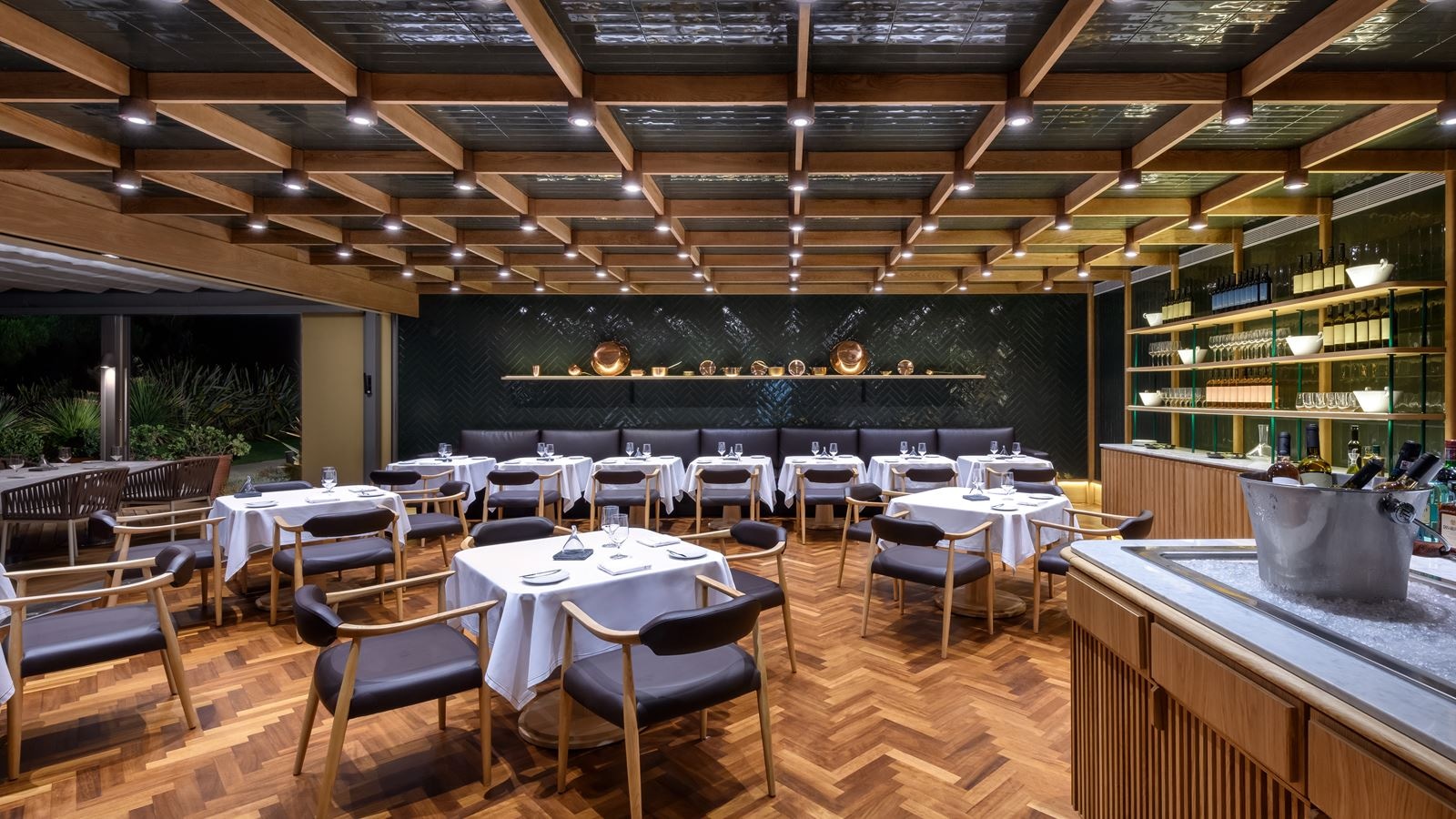 restaurants-restaurants