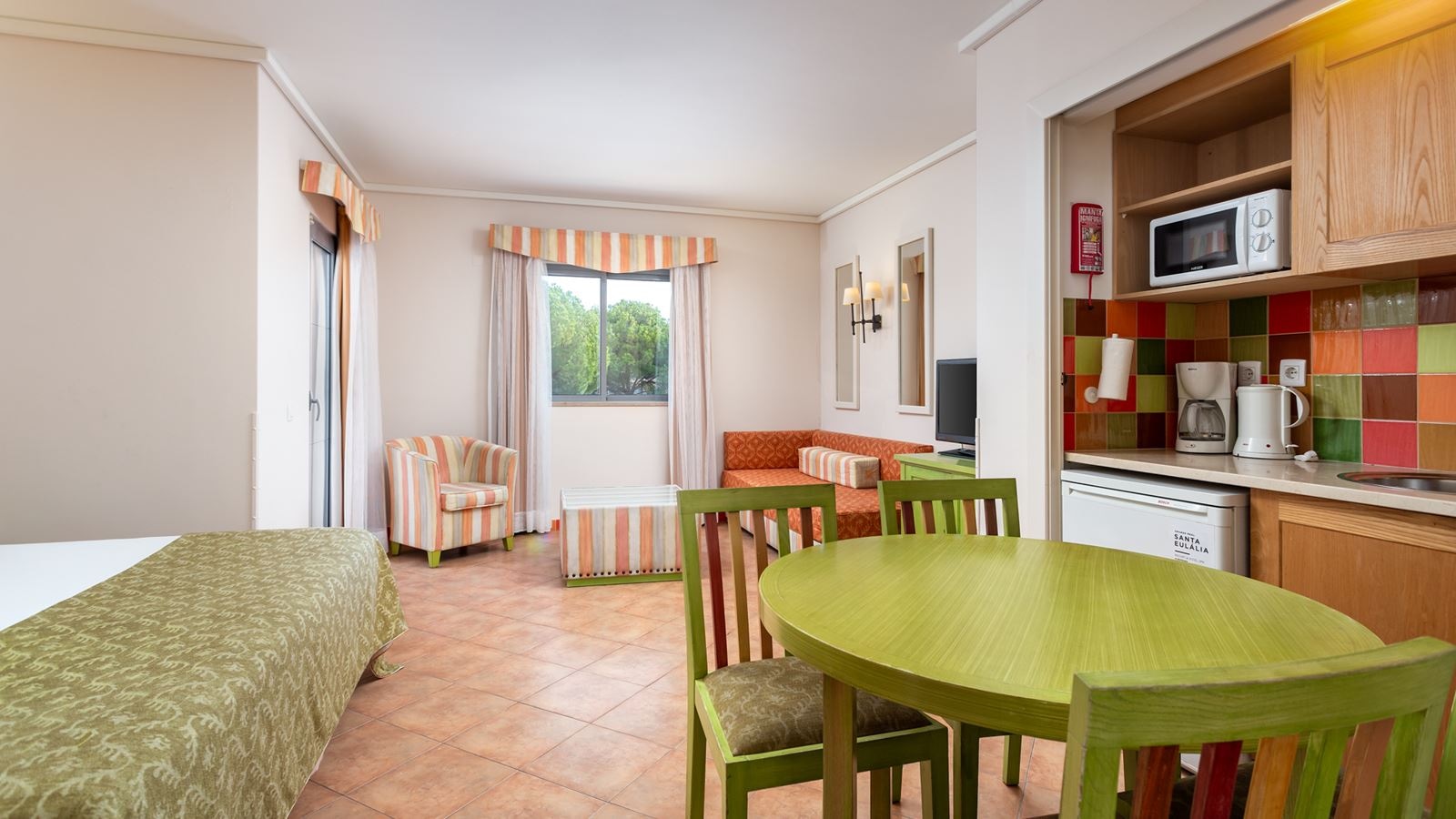 rooms-st--studio-resort