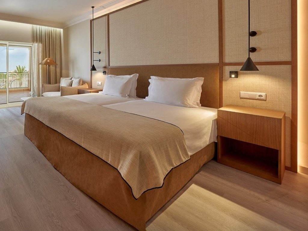 rooms-double-partial-sea-view