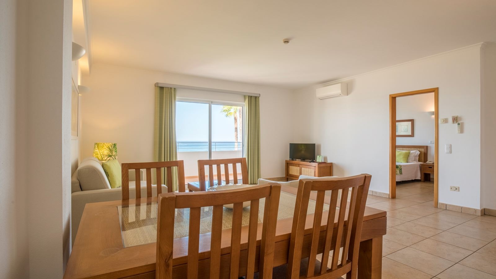 rooms-1v--1bedroom-apartment-sea-view