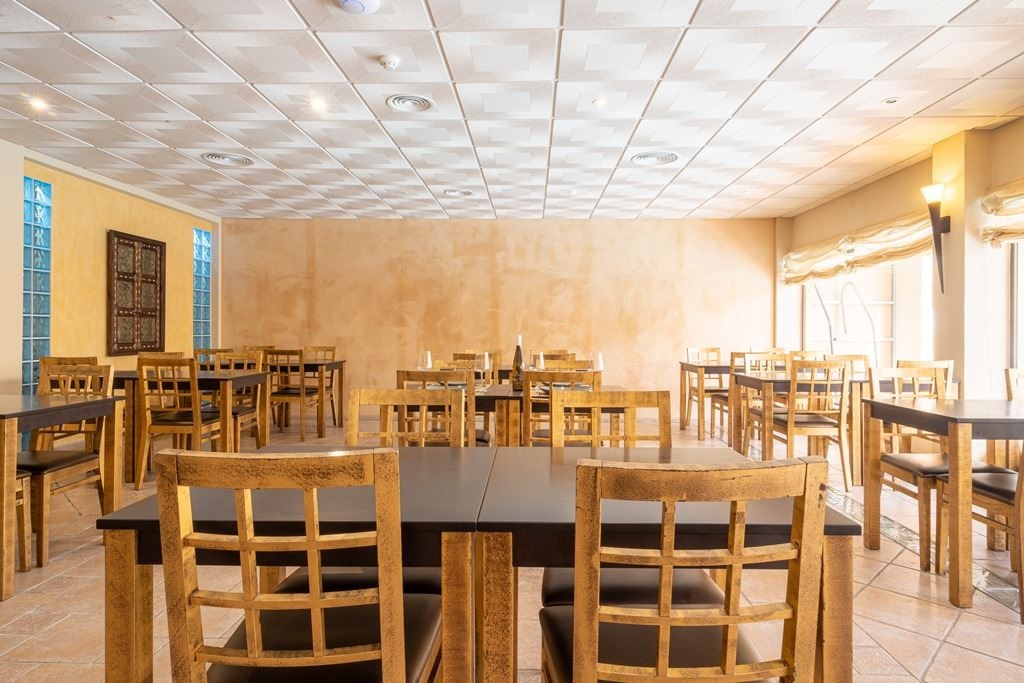 restaurants-restaurants