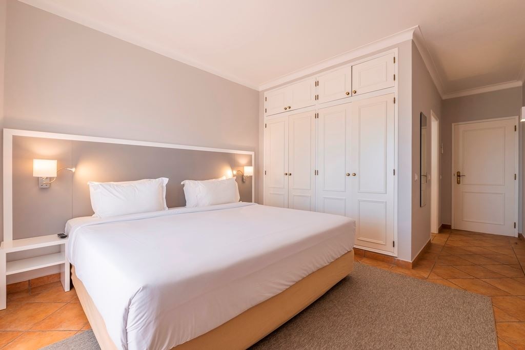 rooms-a2--two-bedroom-townhouse-th4