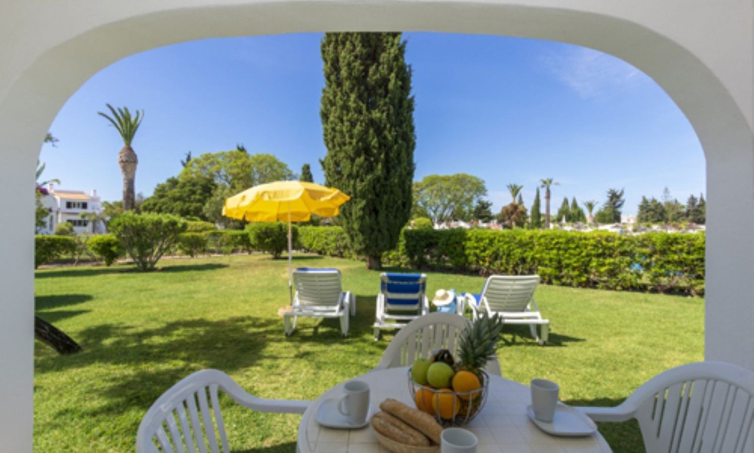 rooms-v2--villa-2-bedroom-garden-view