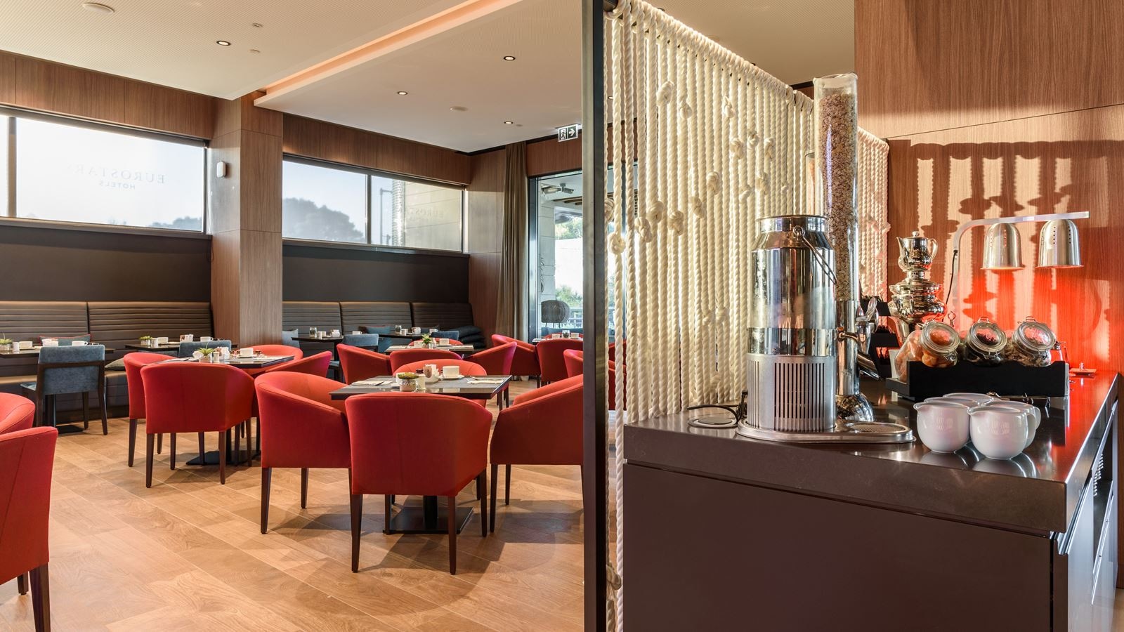 restaurants-restaurant-buffet