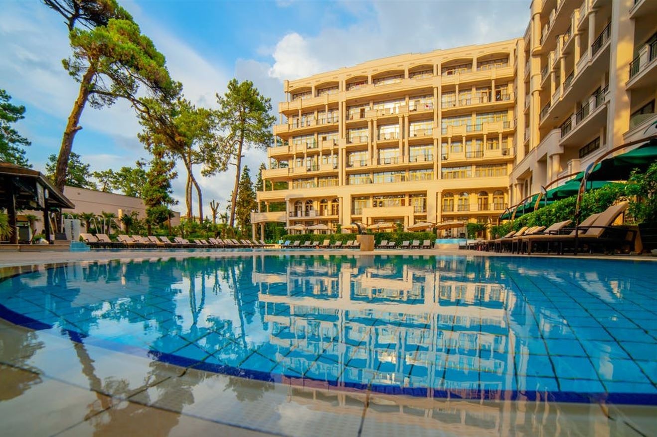 general-main-building