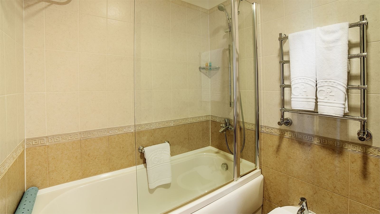 rooms-dbltwin-superioi-gv