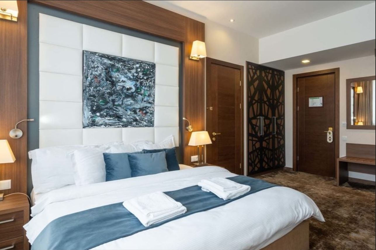 rooms-connected-room