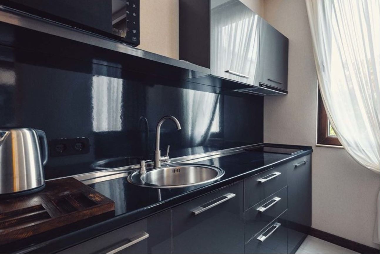 rooms-connected-room