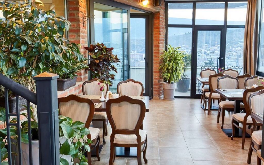 restaurants-restaurant