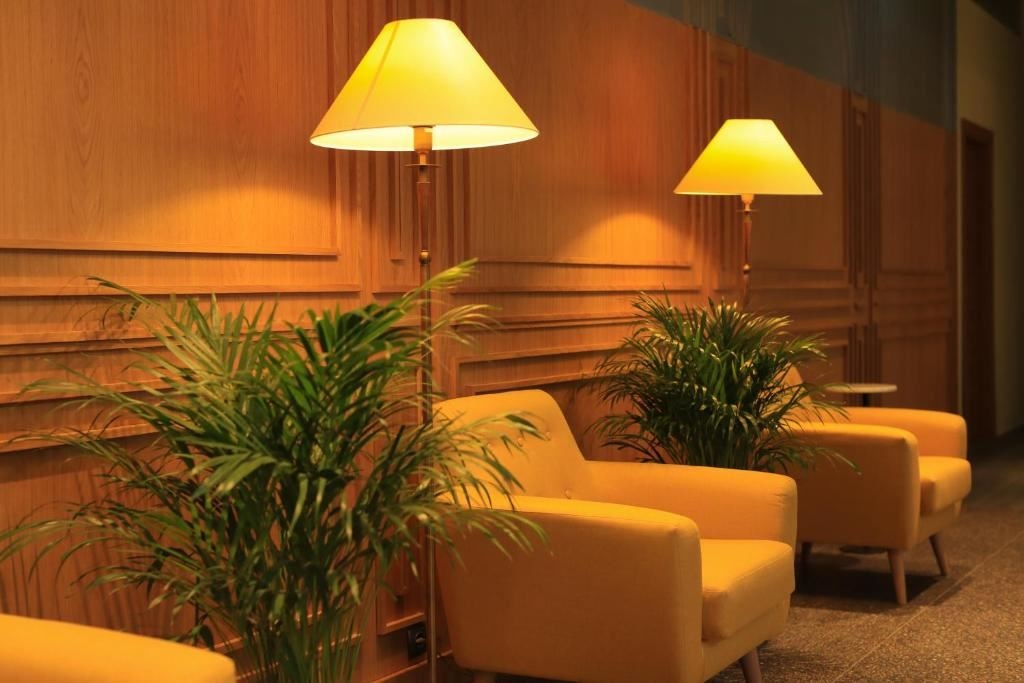 general-main-building