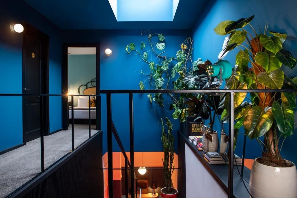 general-main-building