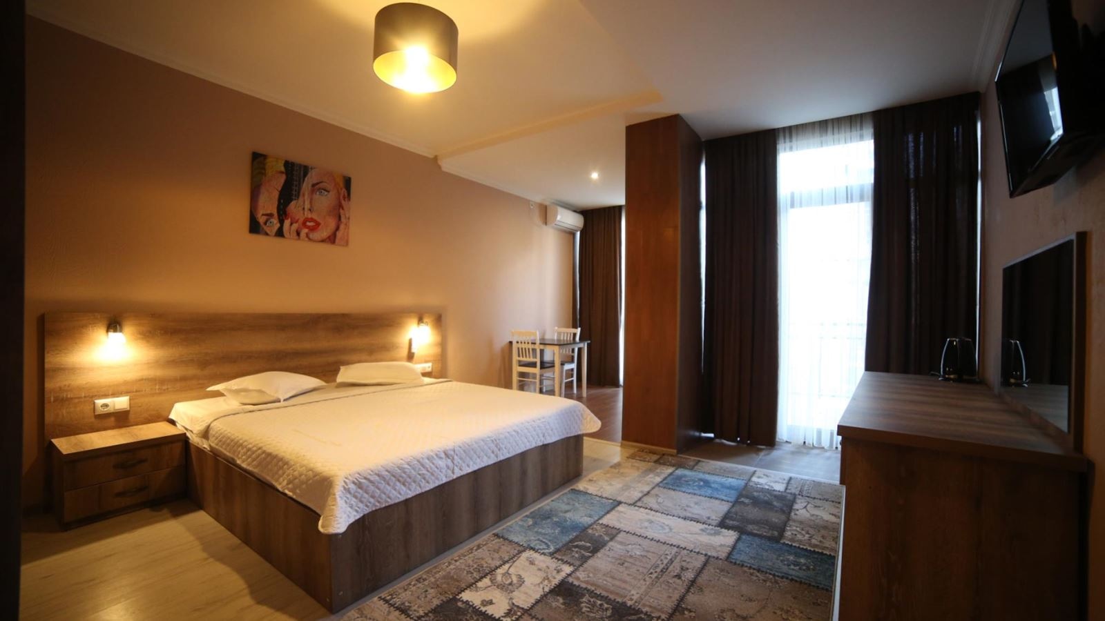 rooms-double-room-with-kitchen