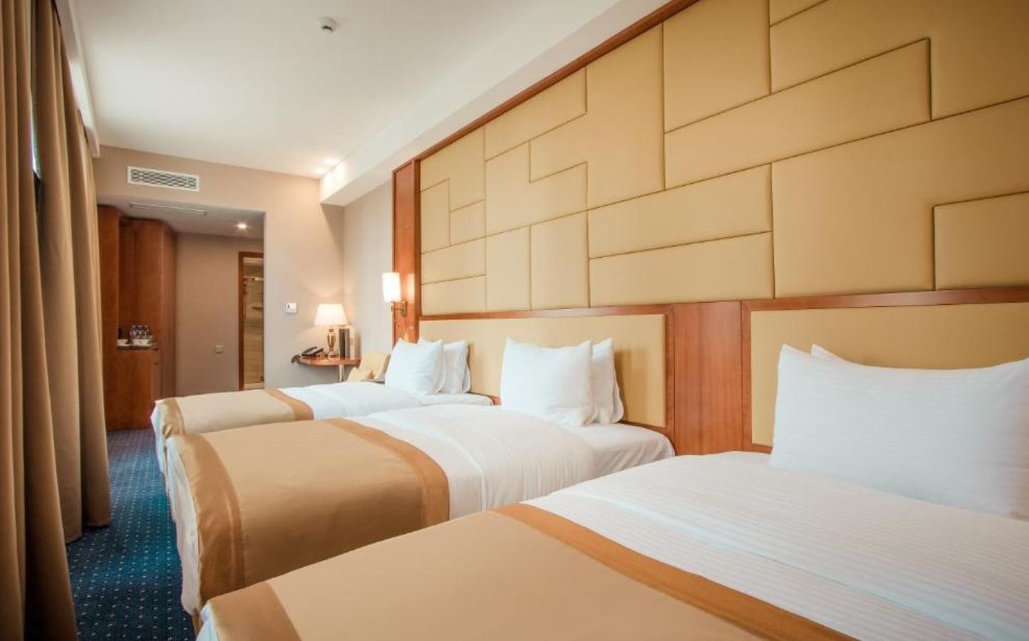 rooms-standard-triple-room