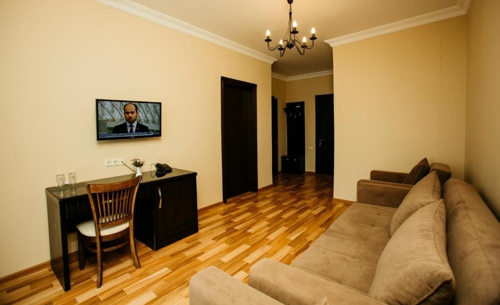 rooms-family-lux-sv-2-pax