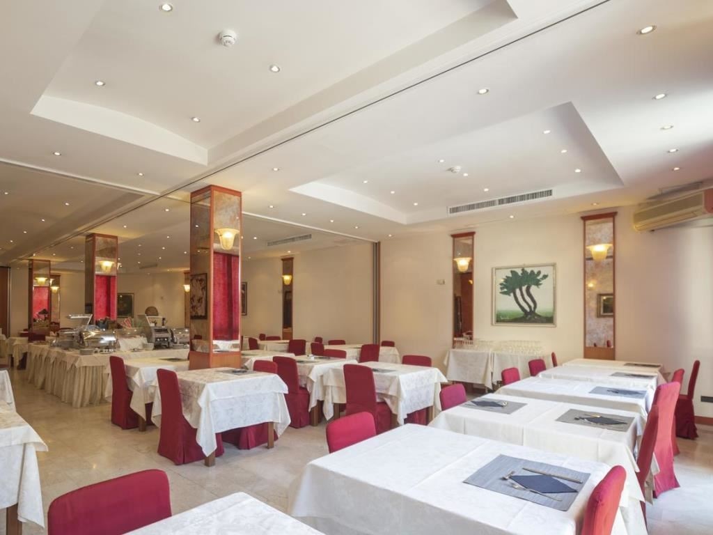 restaurants-restaurant