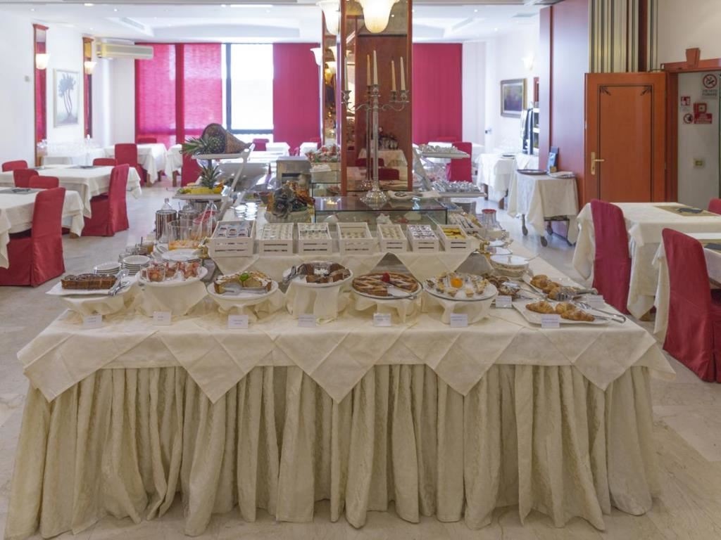 restaurants-restaurant