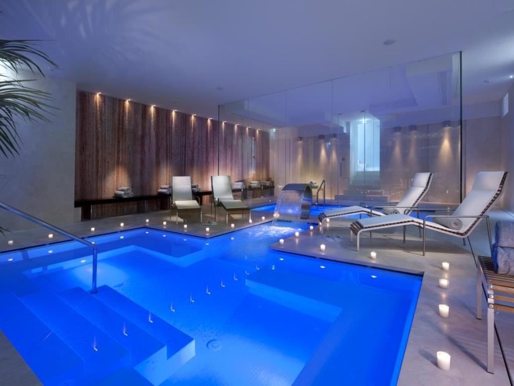 pools-indoor-pool