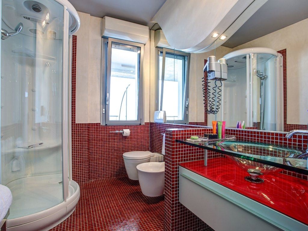 rooms-executive-room-frontal-sea-view-with-balcony