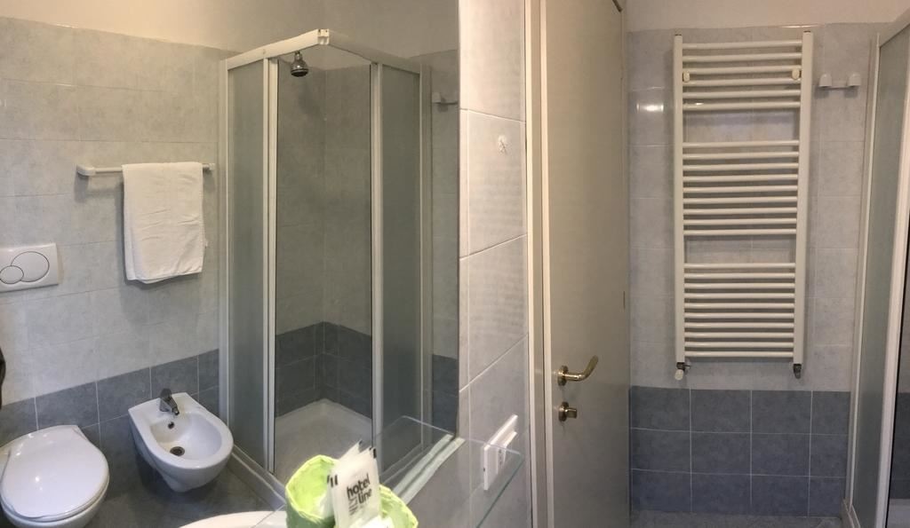 rooms-standard--room-with-balcony