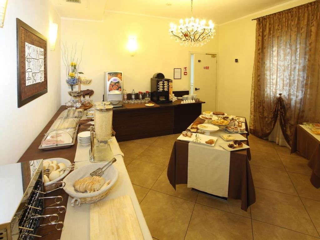 restaurants-restaurant