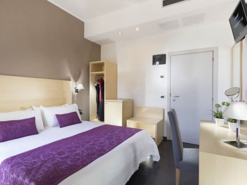 rooms-basic-room-2-pax