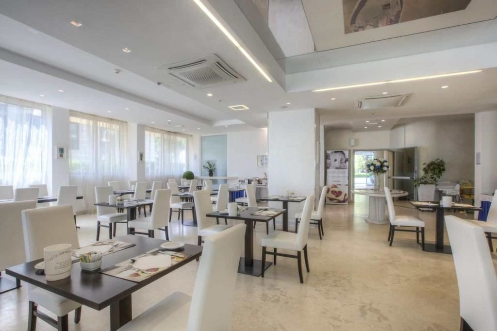 restaurants-breakfast-room