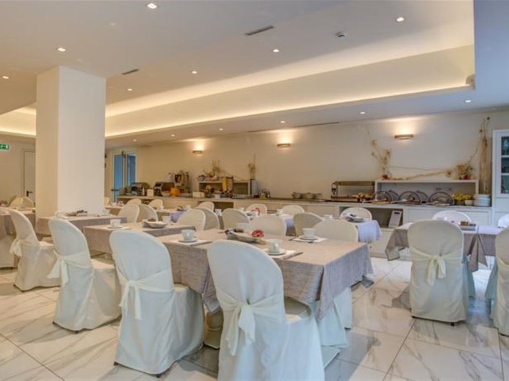 restaurants-breakfast-room